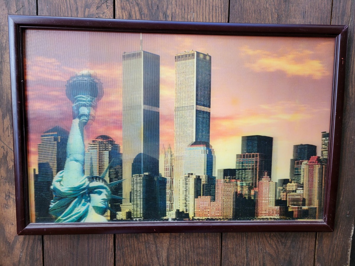 Vtg Lenticular New York City NYC Twin Towers Statue Liberty