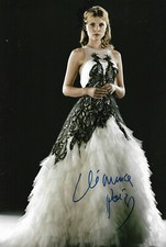 Clemence Poesy Autogramm signed 20x30 cm Bild