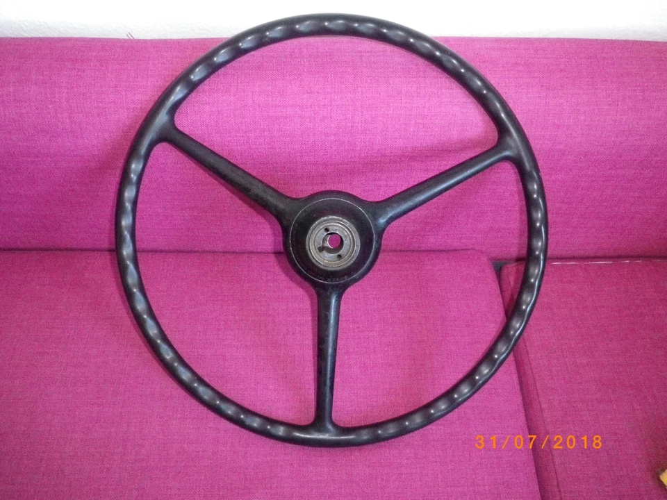 Bosch SHE 54/6 Lenkrad, 3 spoke steering wheel, 3 Speicher Bakelit, schwarz - Bild 3 von 4