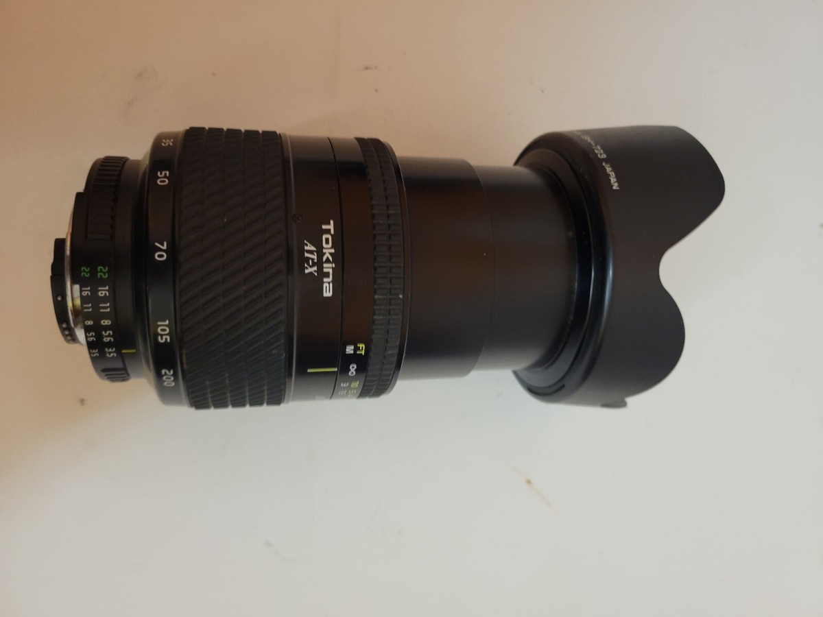 Tokina AT-X 24-200mm F3.5-5.6 Af-IF For Nikon with Tokina HB-723
