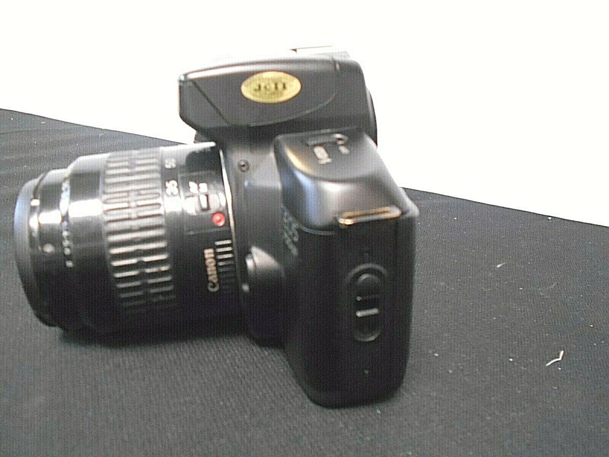 Canon EOS 750QD, 35 mm SLR Film Camera w/Canon Zoom EF 35-80