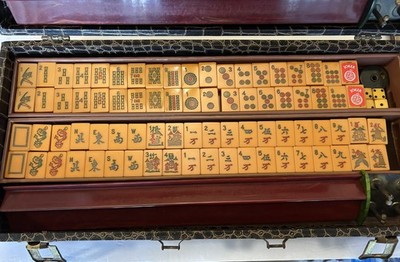 Smoking Dragons Bakelite Catalin 5 Rack MAHJONG Set 152 Tiles Plus 4 Extra Tiles