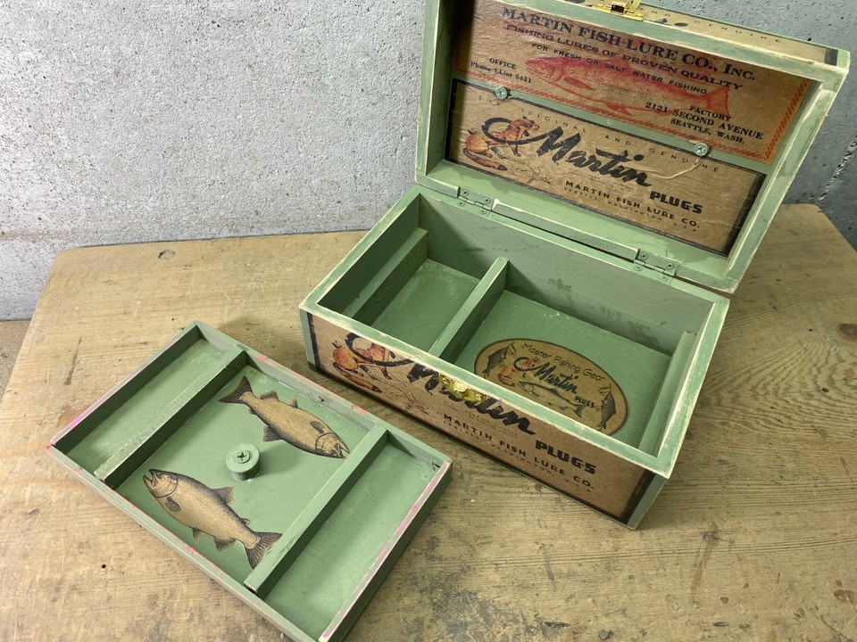 Martin Fishing Lure Field Tackle Box Used Empty Salmon Seattle | eBay