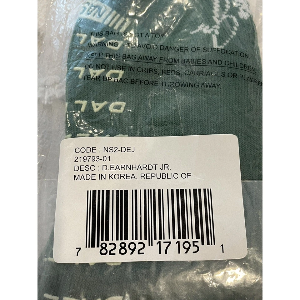 Dale Earnhardt Jr. #88 Mens Socks Green Socks Medium New In Package NASCAR - Imagem 3 de 3