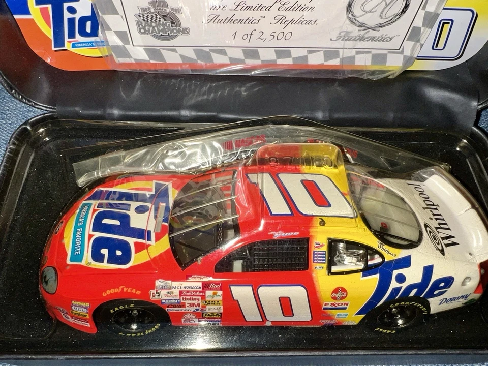 Authentics #10 Tide Ricky Rudd carro 1:24 com caixa modelo de carroceria de aço e certificado de autenticidade - Imagem 4 de 4