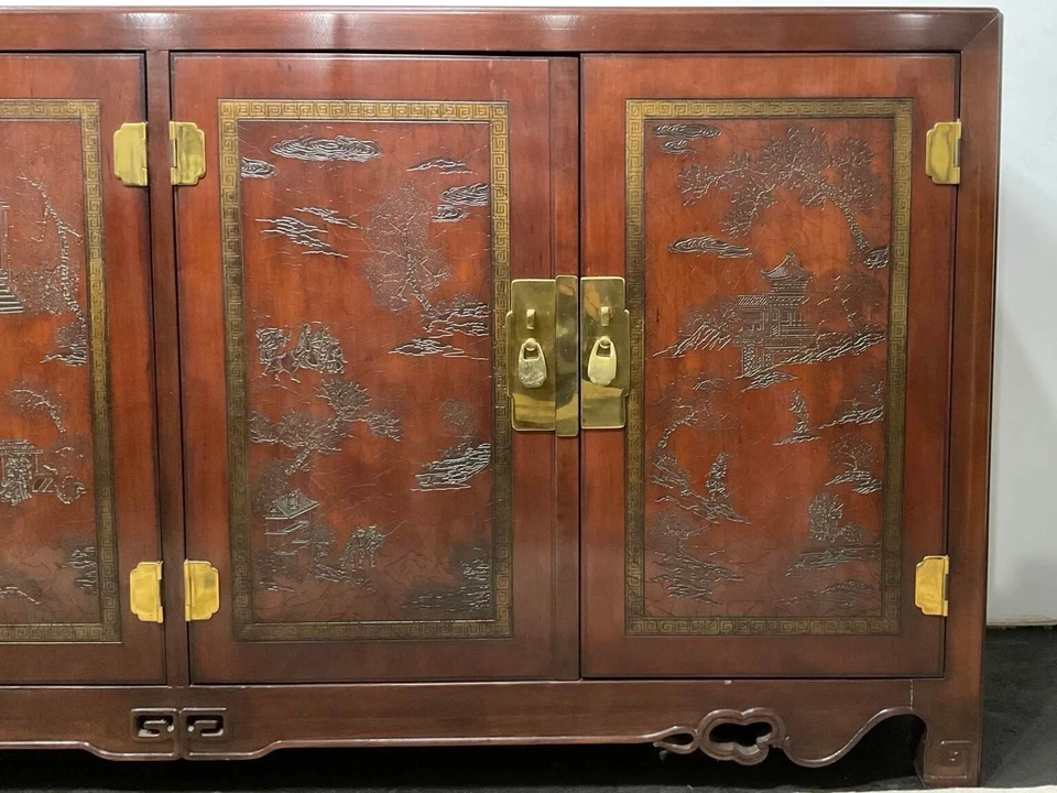 Colección Drexel Heritage Ming Treasures Credenza de colección Foto 2 de 4