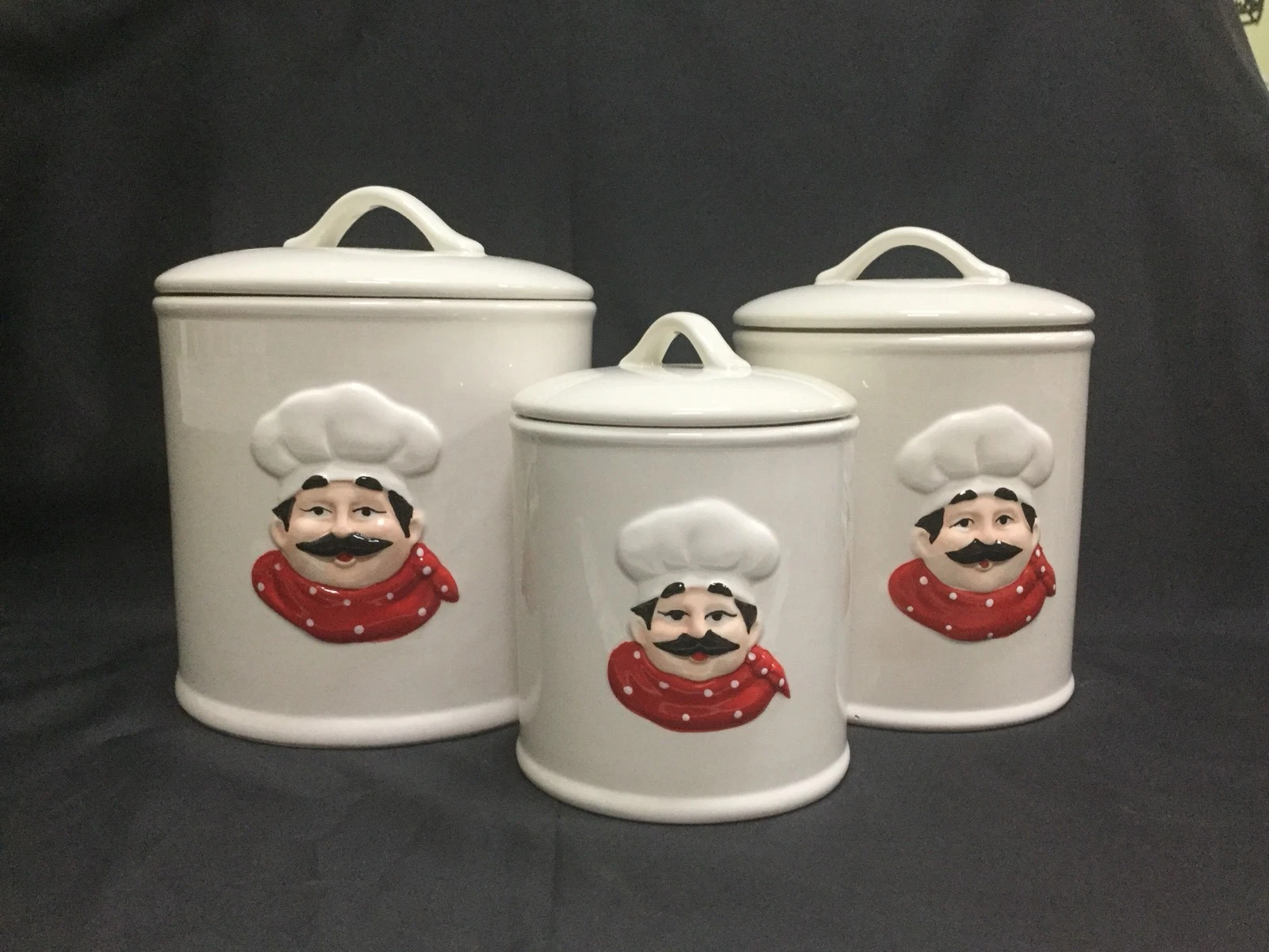New Sealing Ceramic “Chef” Canisters Set of three (188-8001)
Opens in a new window or tab