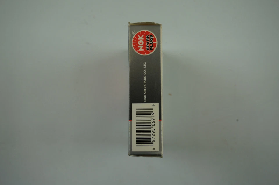 Velas de ignição NGK V POWER BCR6ES-11 PACOTE COM 4 #6779 NOS - Imagem 2 de 4