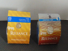 VTG Leggs Reliance Control Top Pantyhose 2 Pairs Nude  Off White/ B New
