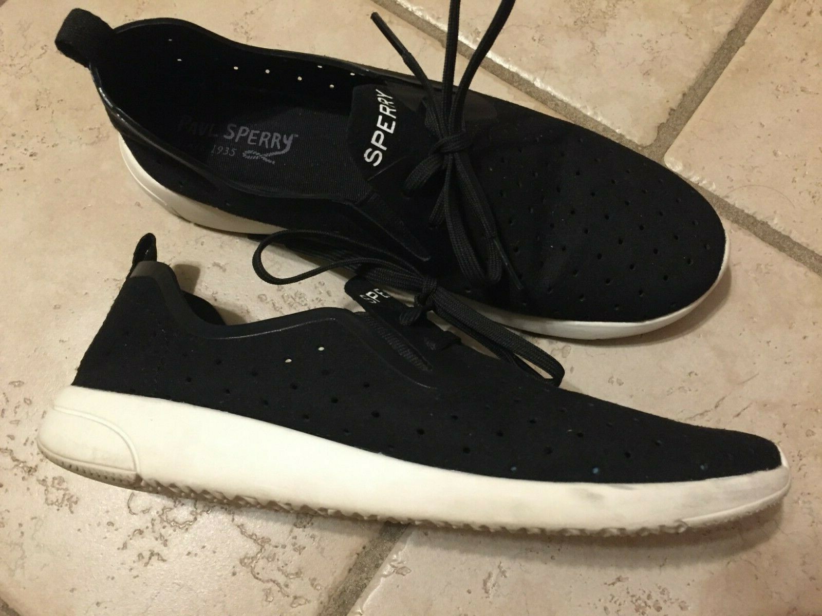 sperry rio aqua slip on