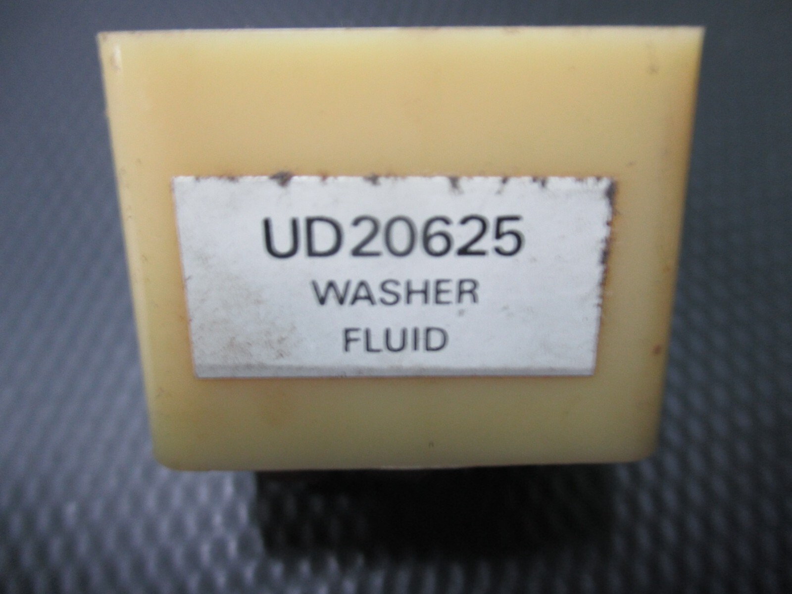 Rolls Royce Shadow II, Spur windshield washer fluid indicator amp UD20625 NOS