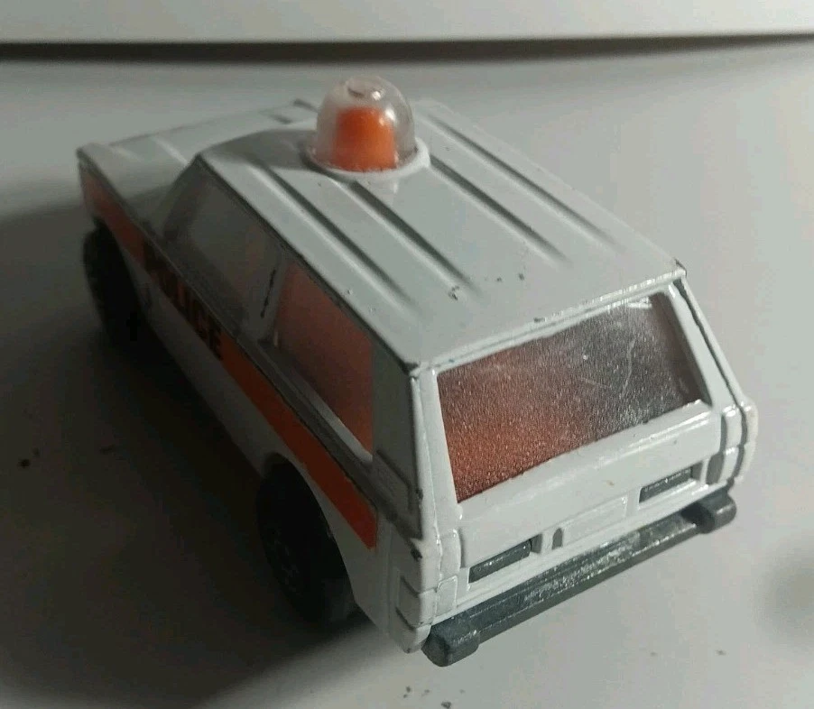 Vintage 1975 Matchbox Lesney Rolamatics No 20 POLICE PATROL Diecast Car White - Image 3 of 4