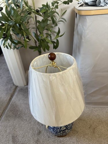 Ralph Lauren Double Gourd Blue & White Porcelain Table Lamp – New with Shade - Picture 5 of 5