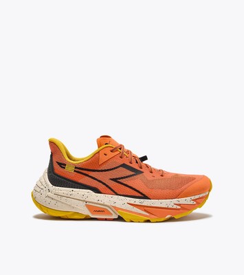 Men's Diadora Sestriere-XT 2, Nectarine/Black, 12.5 D Medium US