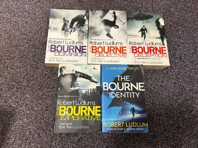 Robert Ludlum's Bourne Series Eric Van Lustbader Bourne   5 x Book Bundle