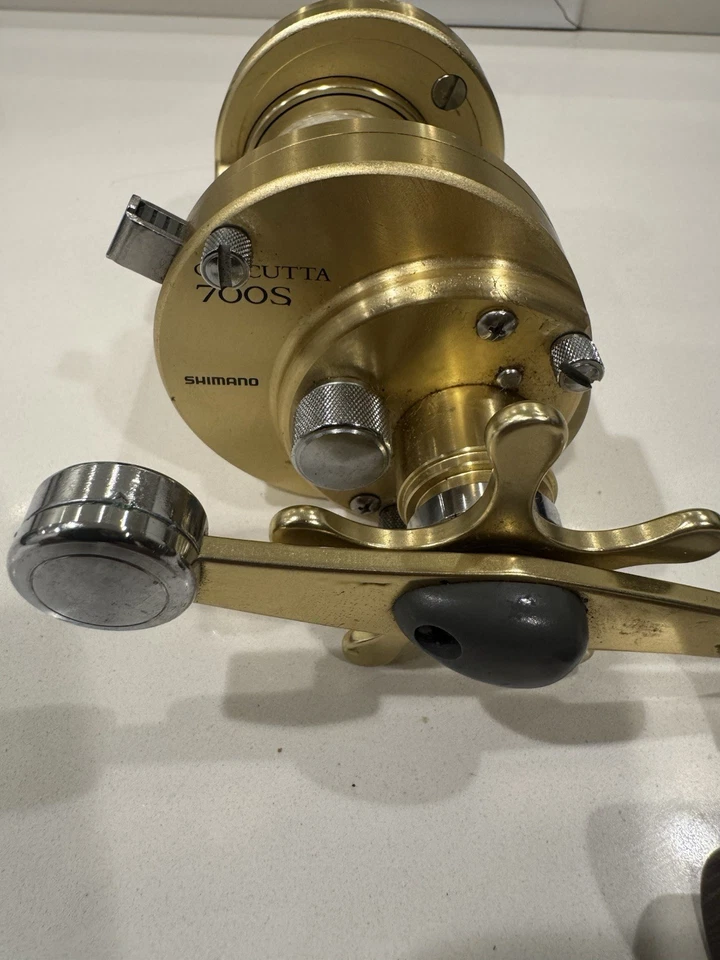 Shimano Calcutta 700a - Image 2 of 4
