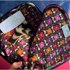 Vera Bradley Floral Pattern Cotton Tablet or eReader Cover Zip Closure