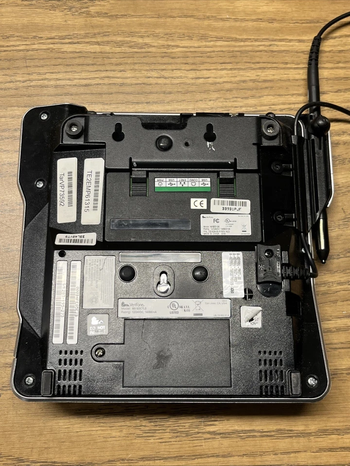 Terminal de pago con tarjeta de crédito Verifone MX925 Foto 3 de 4