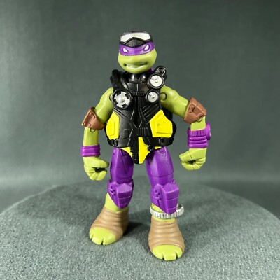 Teenage Mutant Ninja Turtles Stealth Tech Donatello Action Figure 2014