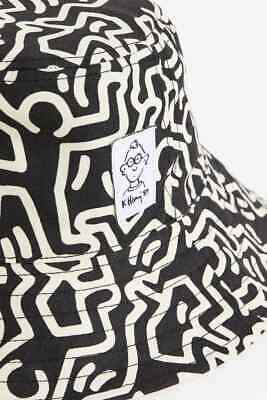 KEITH HARING x H&M Reversible Bucket Hat Dance Graffiti KEITH HARING x H&M Reversible Bucket Hat Dance Graffiti