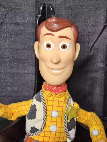 Thinkway Disney Pixar Toy Story 3 Playtime Sheriff Woody Interactive Talking - Picture 4 of 14