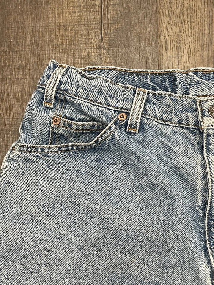 Pantalones Cortos De Colección Levis 550 Calce Relajado Naranja Pestaña Jean Denim Lavado Ligero Para Hombres Talla 32 Foto 3 de 4
