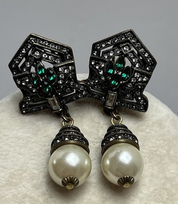 Vintage Heidi Daus Deco Green Swarovski Crystal Clip Earrings Faux Pearl Dangle