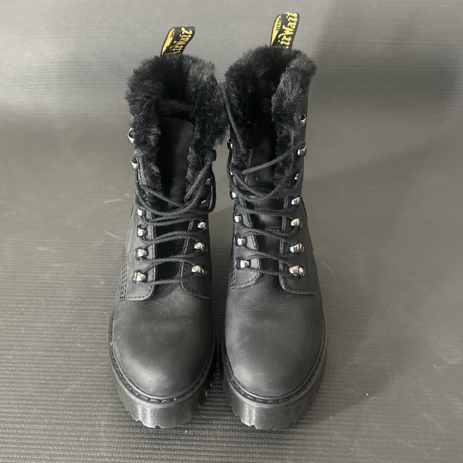 Dr. Martens Leona FL Black Leather Platform Fur Lined Boots Women's Size 6 image 10