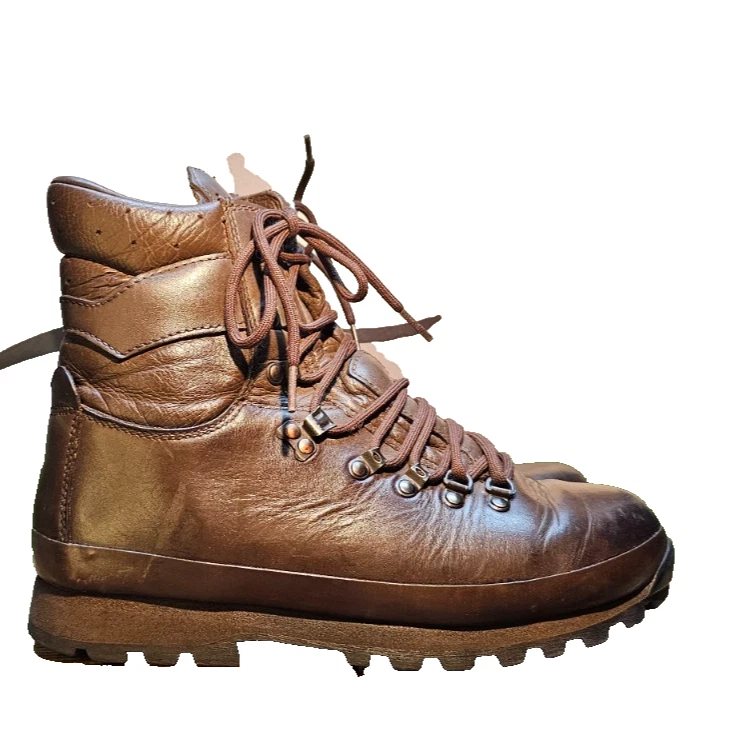 Altberg Defender lightweight Hiking Fishing, Walking, any activity Boots UK 9 M