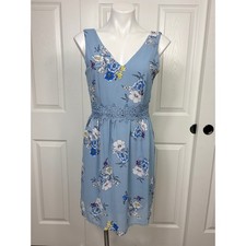 Vila Sleeveless V-Neck Blue Floral Dress Size Small Fit and Flare NWT  