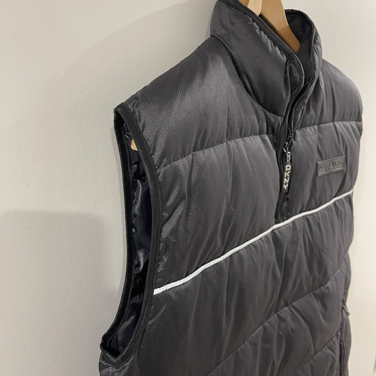 珍品 90s 00s DKNY nylon tech vest Vintage DKNY Pullover Down Puffer Vest Mens Medium Black 90s | eBay