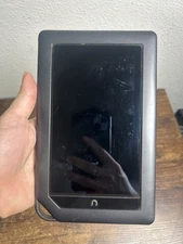 BARNES &NOBLE NOOK COLOR 8GB  - WI-FI  - 7 INCH  - BNRV200 - LOCKED