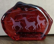 Vtg Art Glass Paperweight Etched Llamas Alpacas Cognac Iceburg Signed/Dated