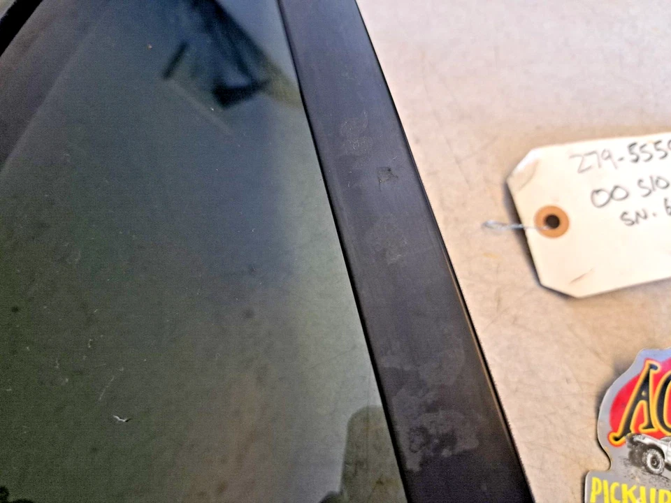 95-05 Chevy Blazer S10 S15 98-00 Envoy 96-01 Bravada Passenger's Rear Vent Glass Foto 3 de 4