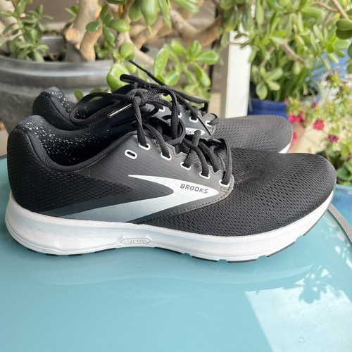 brooks womens size 12