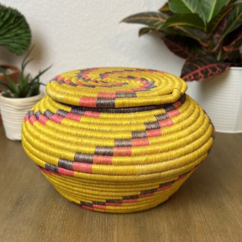 Vintage Woven Basket with Lid Yellow Pink Purple Colorful Bright Decor 6”H - Picture 1 of 7