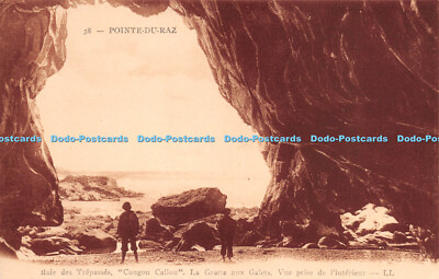 R275494 38 Pointe du Raz Baie des Trepasses Cougon Callou La Grotte aux Galets V