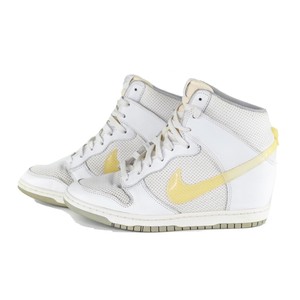 nike dunk sky hi essential white