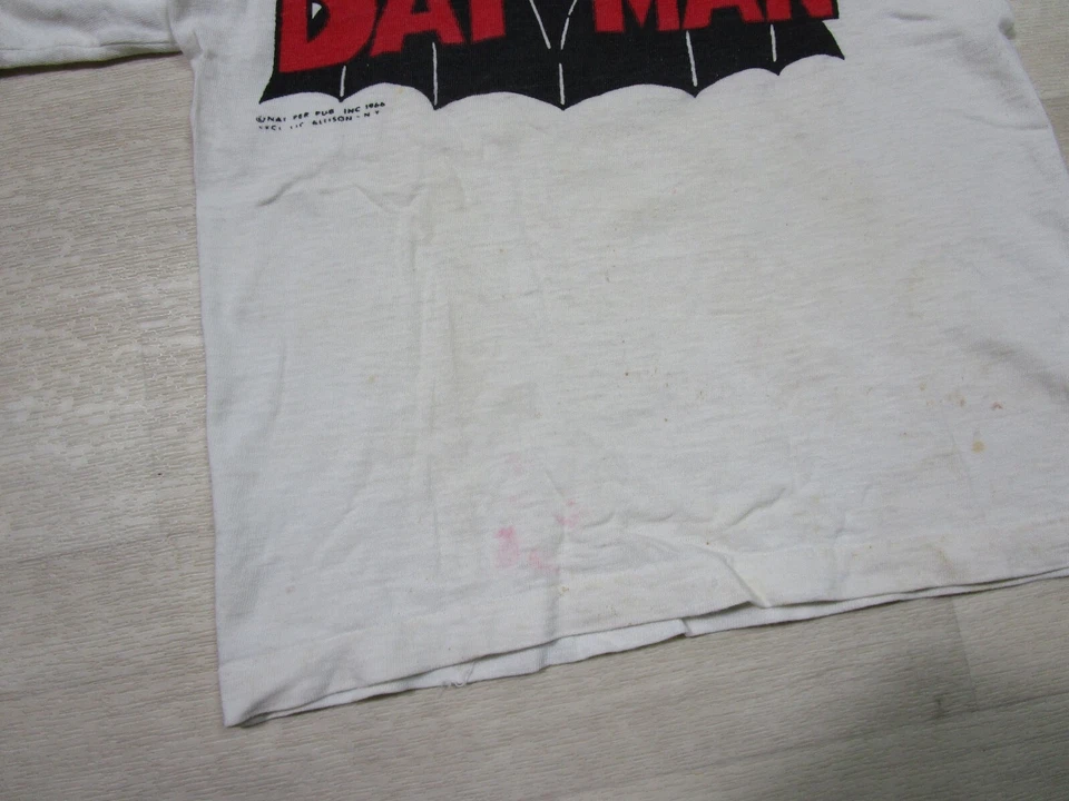 CAMISETA BATMAN VINTAGE AÑOS 60 1966 Allison Graphic DC Comics Juvenil Talla 12 x 14,5 Foto 2 de 4