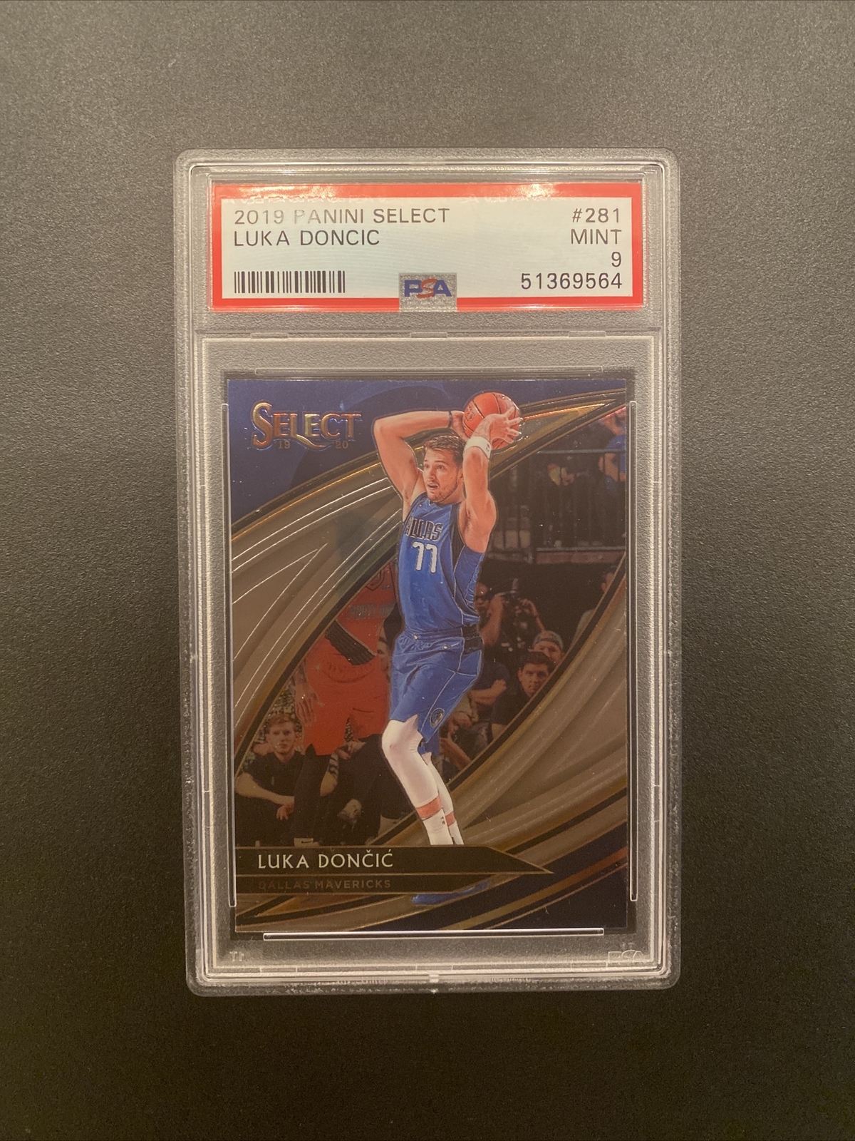 2019-20 Select Courtside Luka Doncic PSA 9 MINT Mavericks