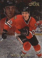 1996-97 Flair #16 Eric Daze - HKY