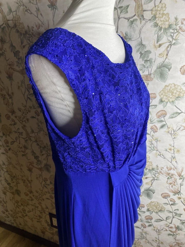 Vestido Vaina Connected Eléctrico Azul Encaje Floral Cuello Redondo Talla 16 Sin Mangas Foto 2 de 4