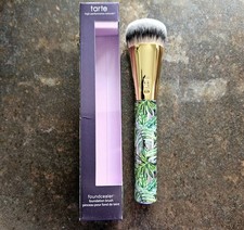 Tarte Foundcealer Foundation Brush NIB  25 MSRP  I SHIP FREE 