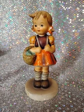 Goebel Hummel 81 2/0 School Girl 4 1/2" Tall ~ Girl With Basket & Backpack TMK6