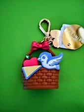 Bath Body Works SNOW WHITE BASKET POCKEBAC SANITIZER HOLDER Disney Princess