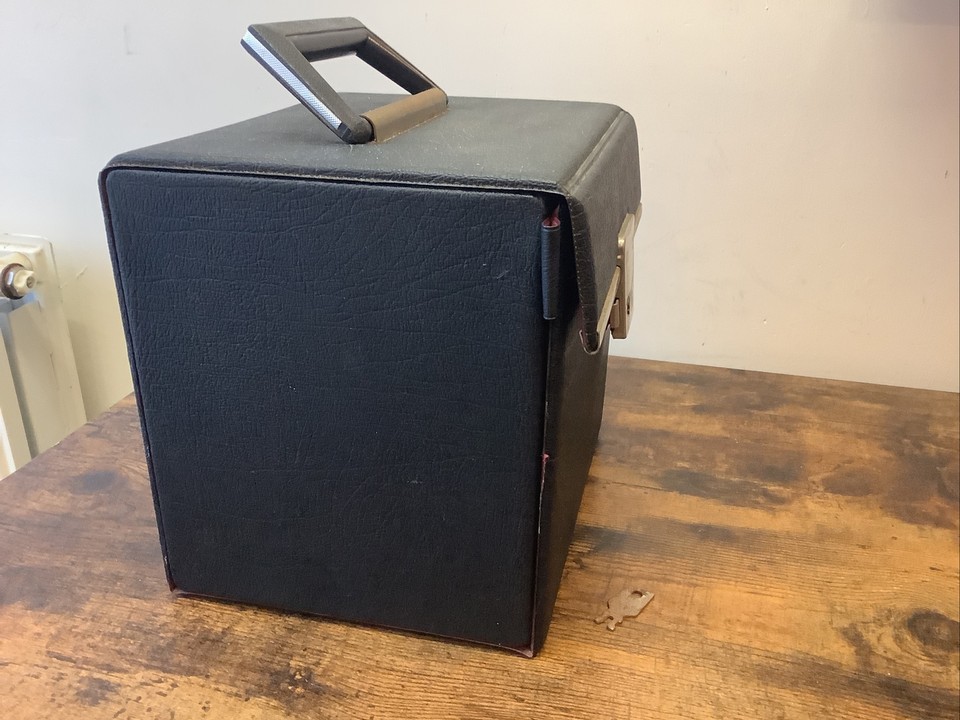Vintage 7"/Singles/45s Vinyl Record Storage Box Carry Case in Black Vgc