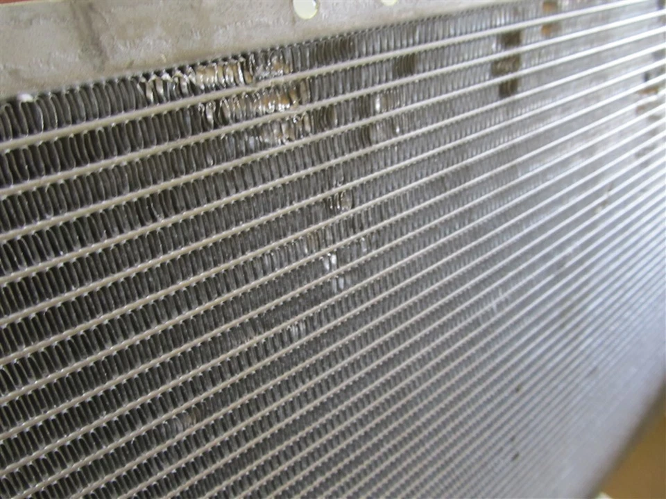 APDI 8012369, Radiator for 2000-2005 Cadillac DeVille - Image 2 of 4