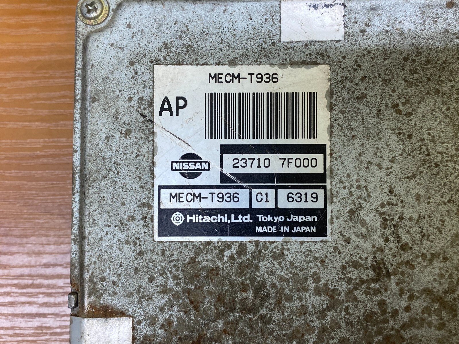 Nissan Terrano II 2.4 Engine Control Unit Hitachi 23710 7f000 mecm t936 ...