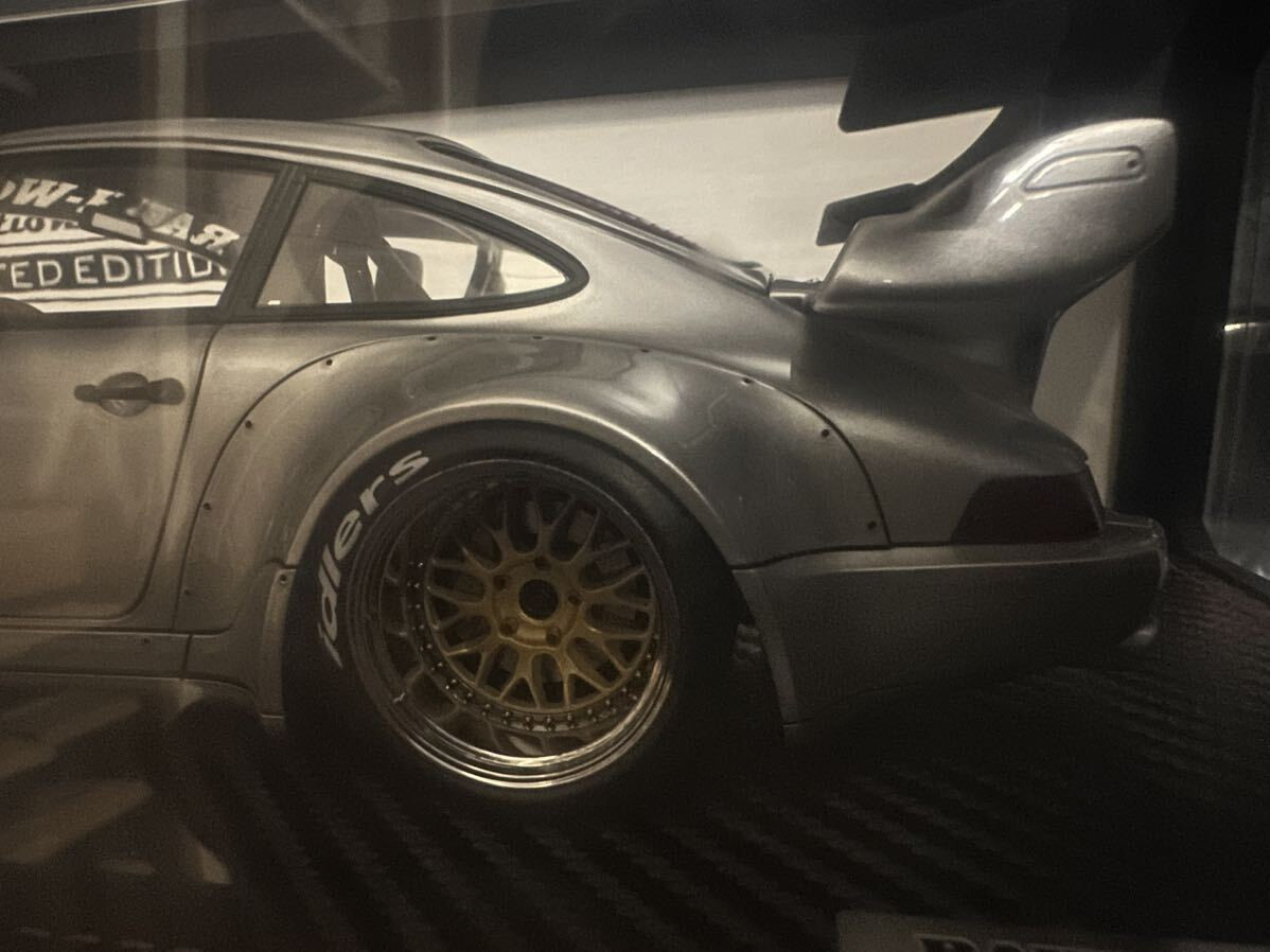 1/18 ignition model Porsche IG2467 RWB 964 Silver w/ Engine 1/18 ignition model Porsche IG2467 RWB 964 Silver w/ Engine
