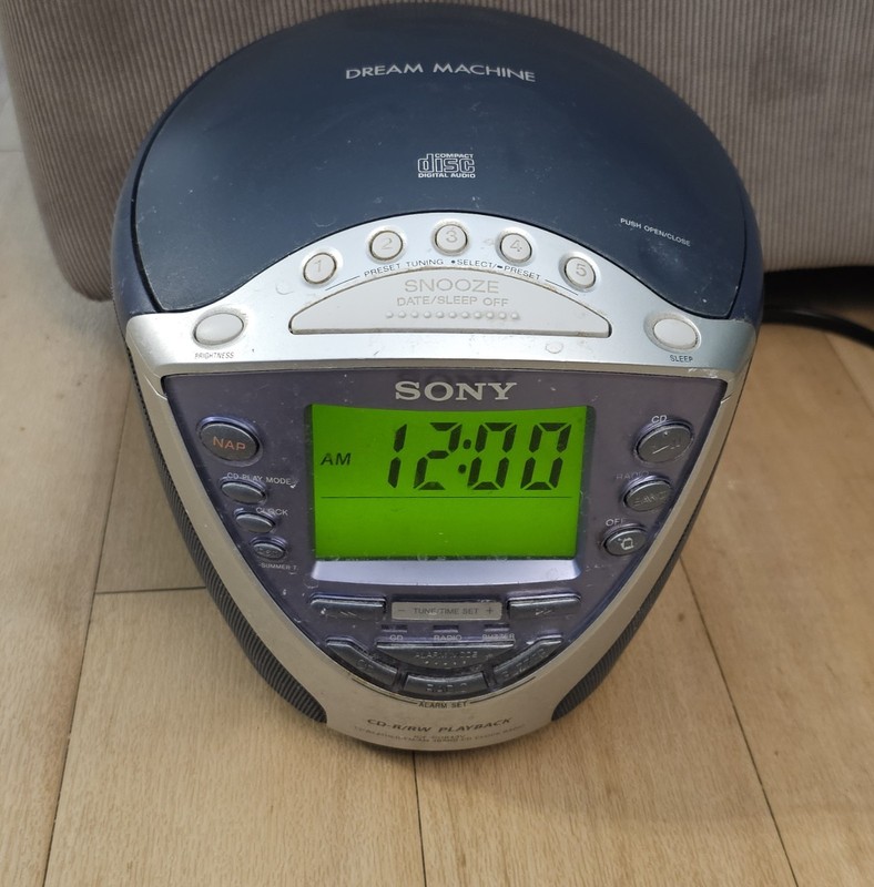Sony ICF-CD843V Dream Machine CD Player AM/FM/WX Clock Radio Original Owner 